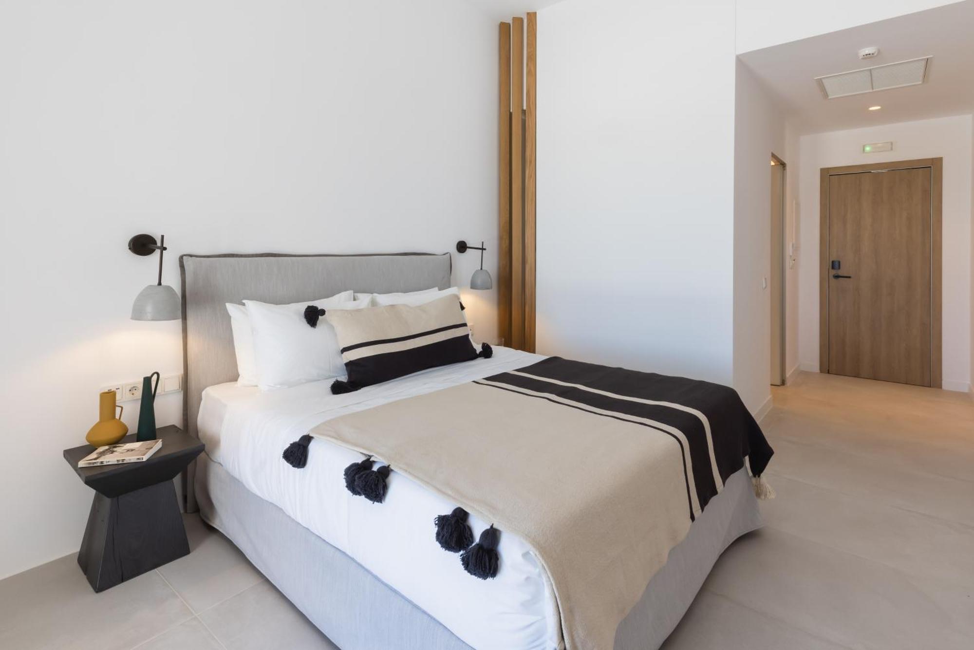 Adama Mykonos Boutique