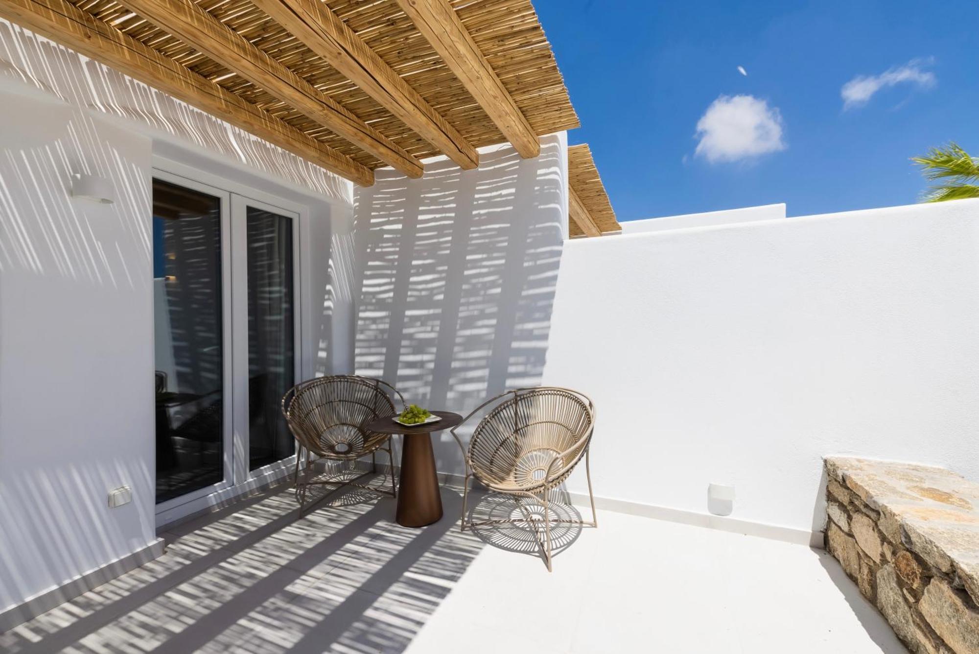 מלון Adama Mykonos Boutique 4*