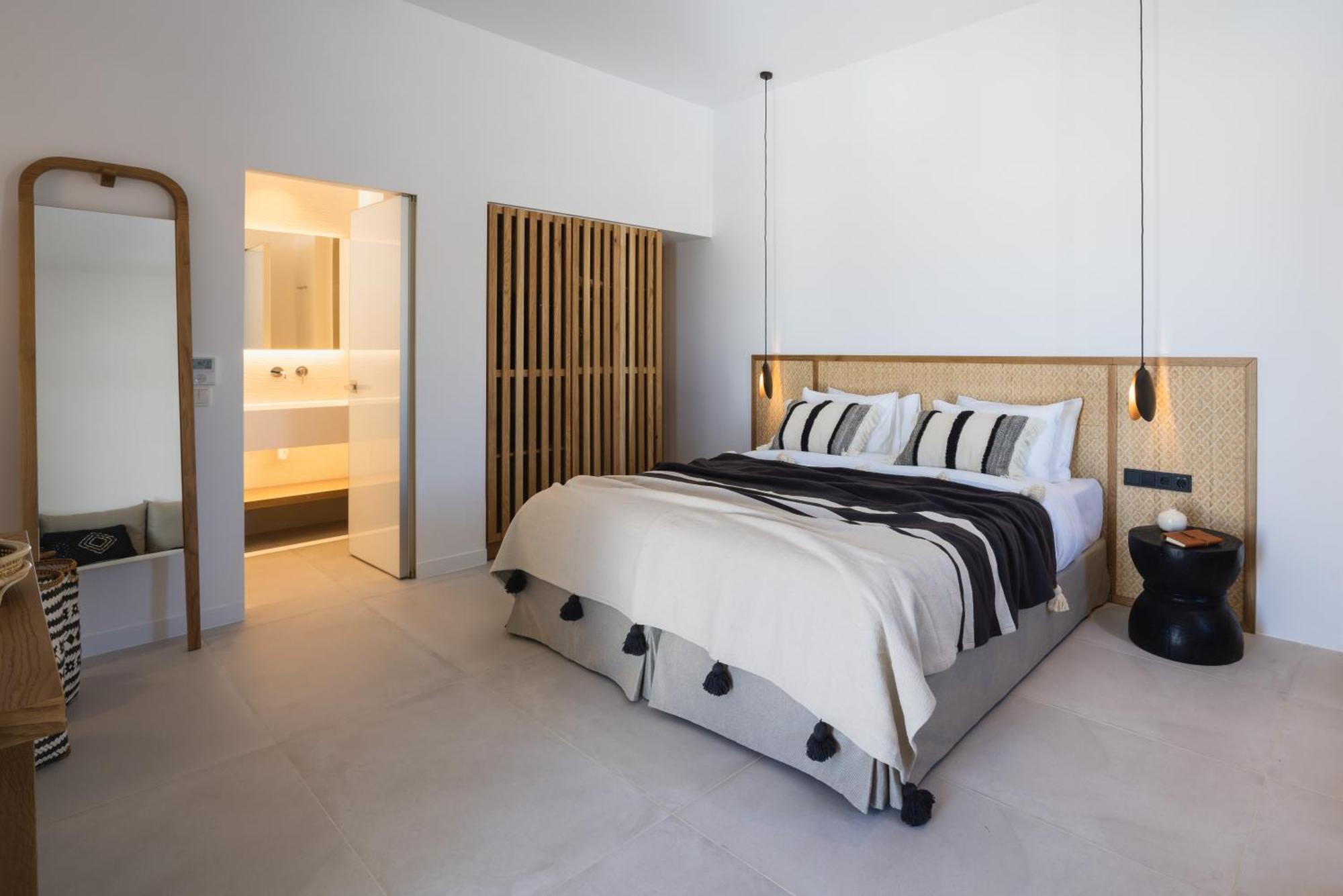Adama Mykonos Boutique Hotel 4*