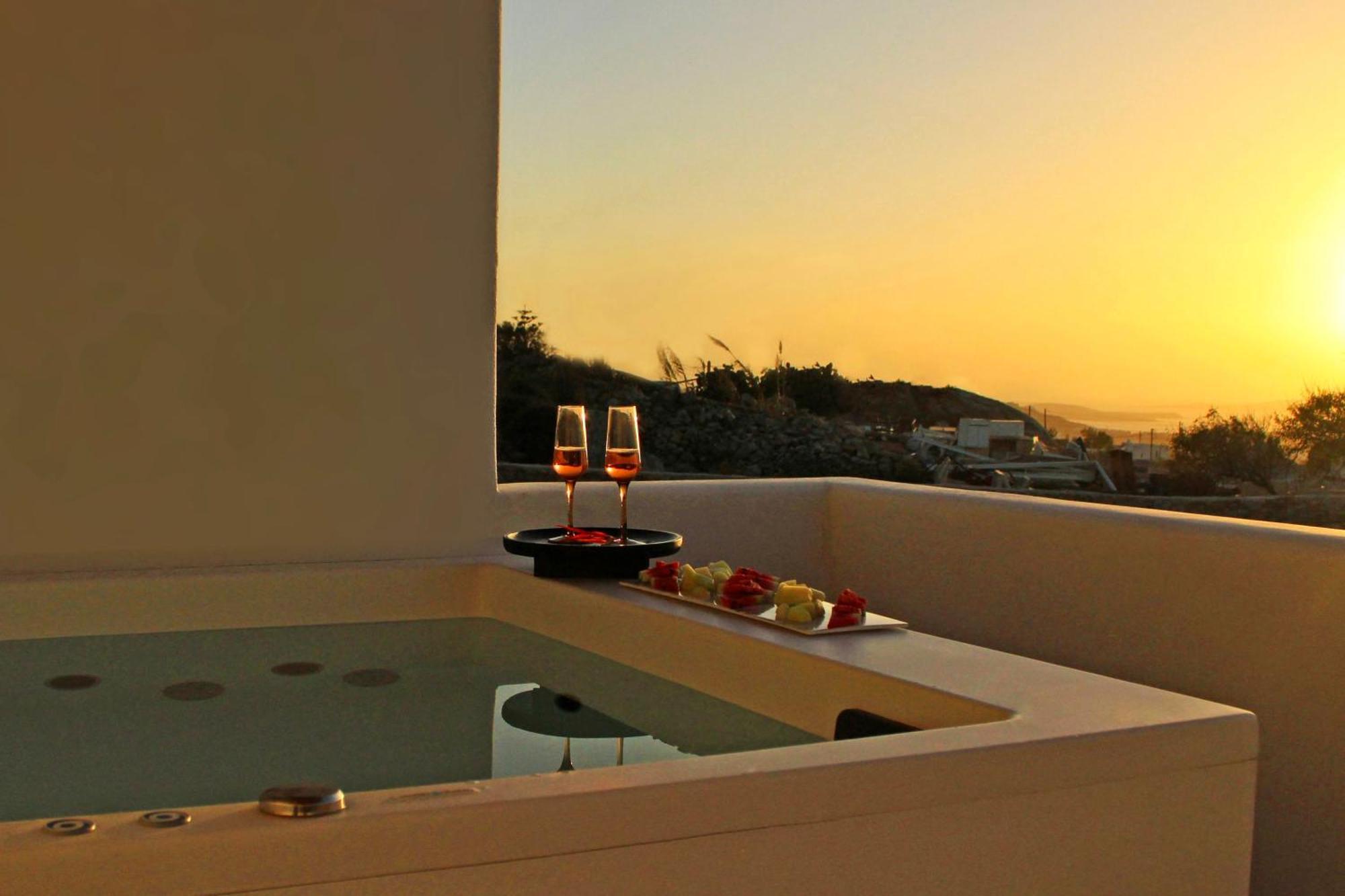 Adama Mykonos Boutique 4*