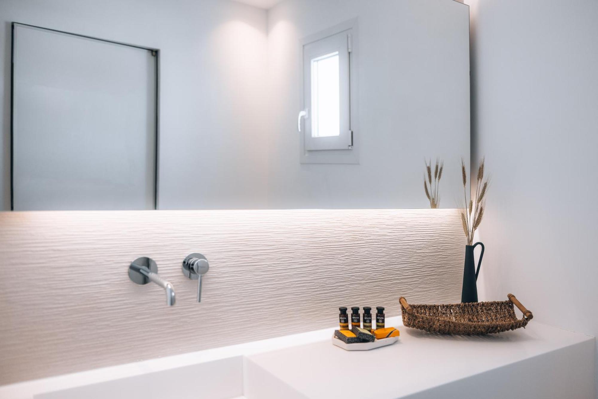 Adama Mykonos Boutique Hotel
